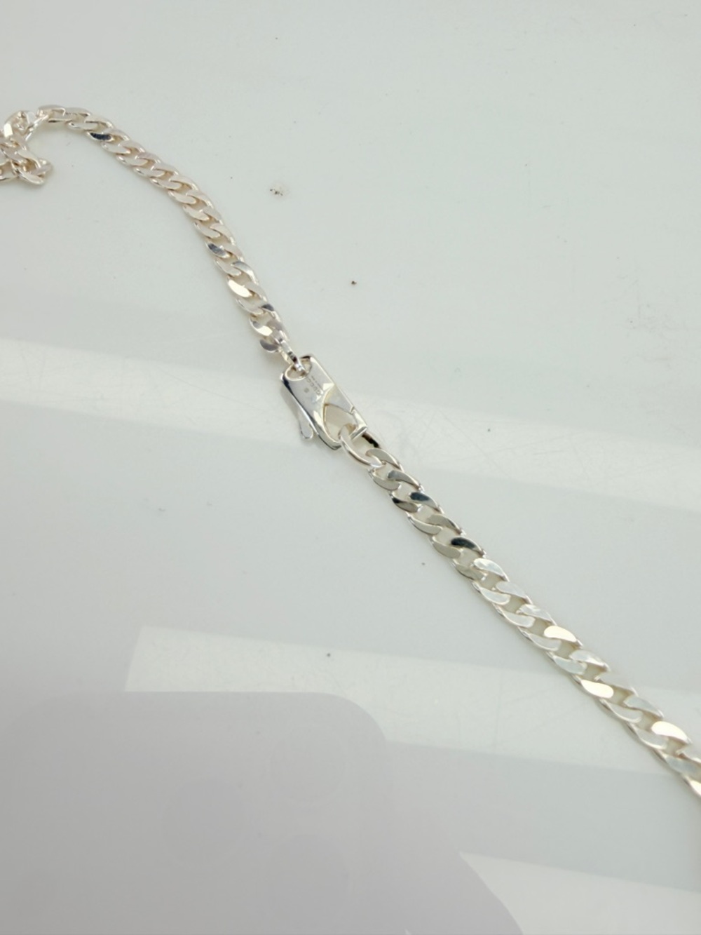 Authentic Gucci G Cut Out Circle Pendant Necklace - Picture 6 of 9